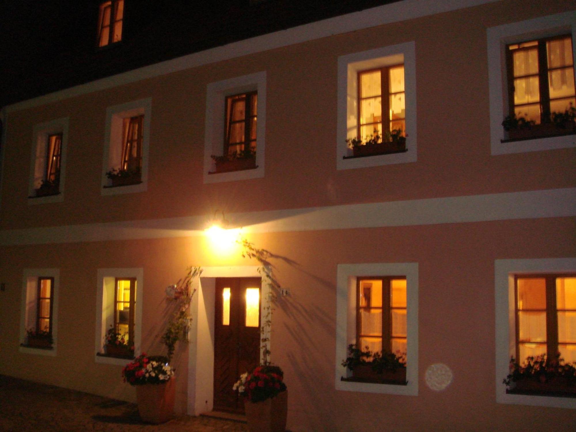 Haus Am Markt Königstein in der Oberpfalz Екстериор снимка